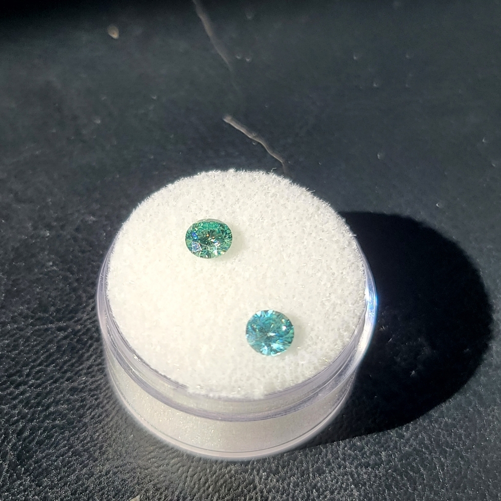 Elegant Blue Green Moissanite Stone Pair 0.85ct